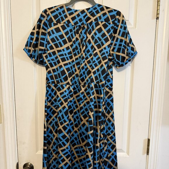 Banana Republic Geometric Print Wrap Dress – Size 8 - Picture 4 of 5